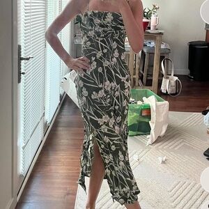 Fortunate one maxi dress NEVER WORN